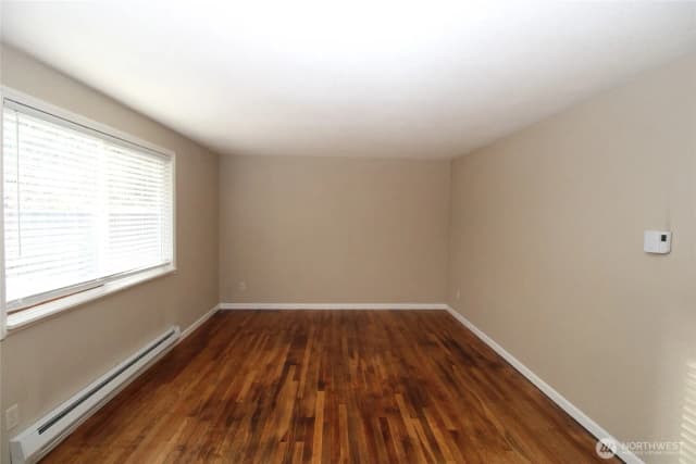 Property photo for 4804 - 4806 S 252nd Place, Kent photo 3