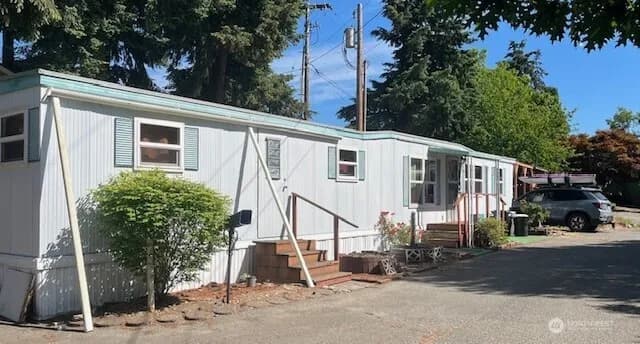 Property photo for 7614 Ne Bothell Way #17, Kenmore photo 17