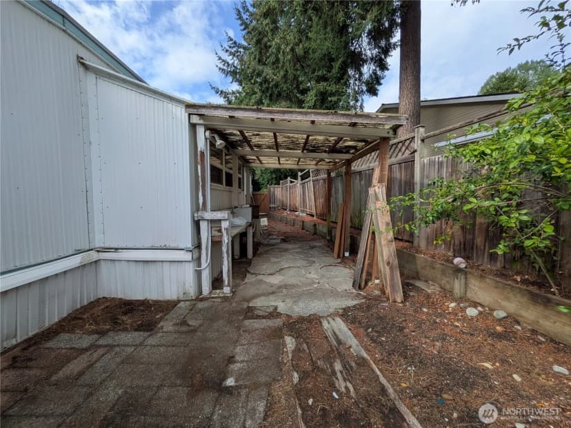 Property photo for 7614 Ne Bothell Way #17, Kenmore photo 13