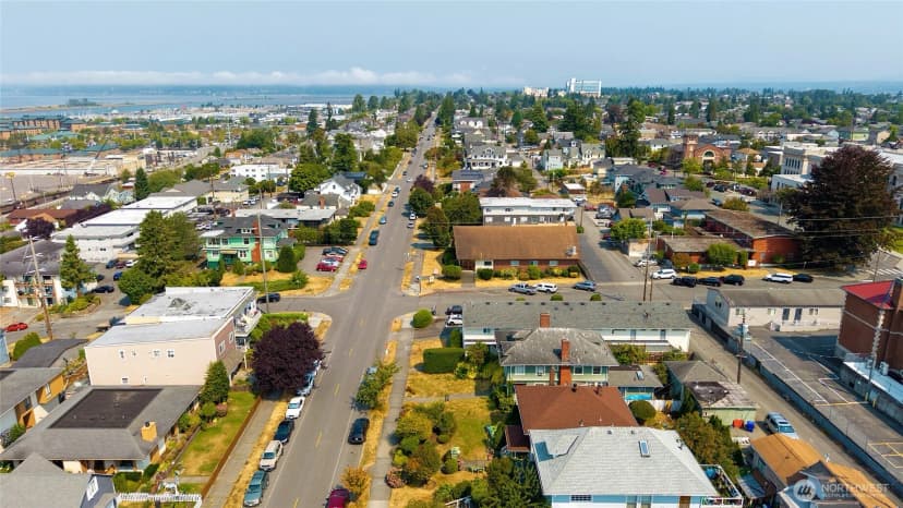 Property photo for 2501 Rucker Avenue, Everett photo 9