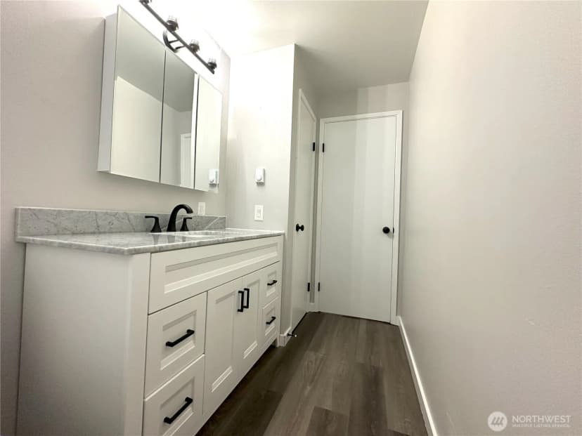 Property photo for 2501 Rucker Avenue, Everett photo 37