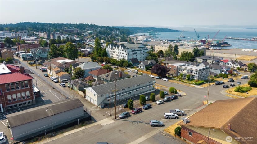 Property photo for 2501 Rucker Avenue, Everett photo 5