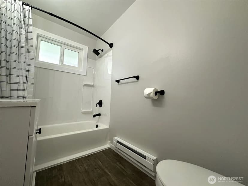 Property photo for 2501 Rucker Avenue, Everett photo 21