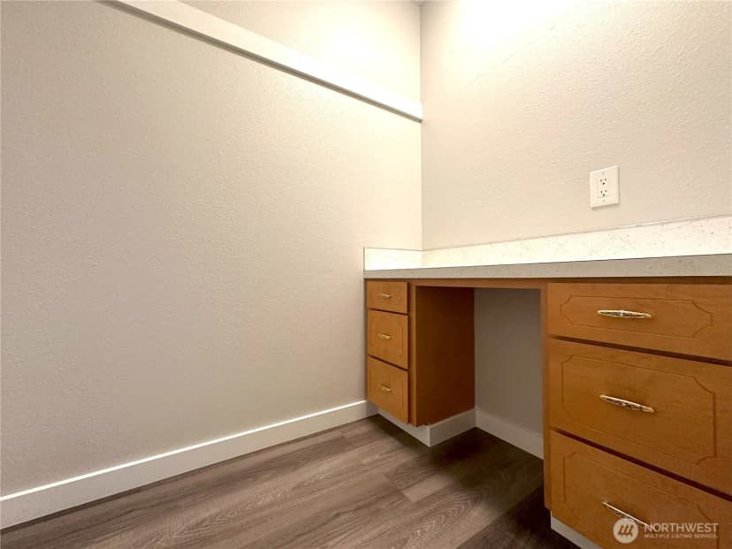 Property photo for 2501 Rucker Avenue, Everett photo 29