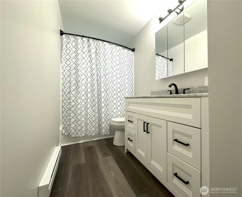 Property photo for 2501 Rucker Avenue, Everett photo 36