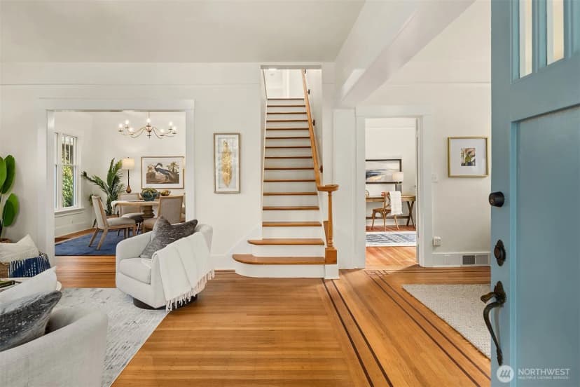 Property photo for 311 N 47th Street, Seattle photo 4