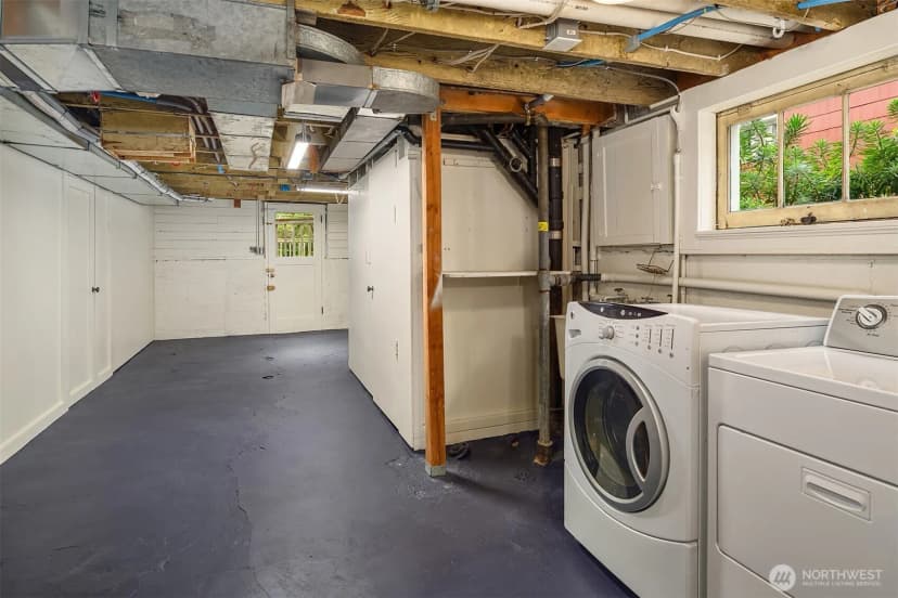Property photo for 311 N 47th Street, Seattle photo 34