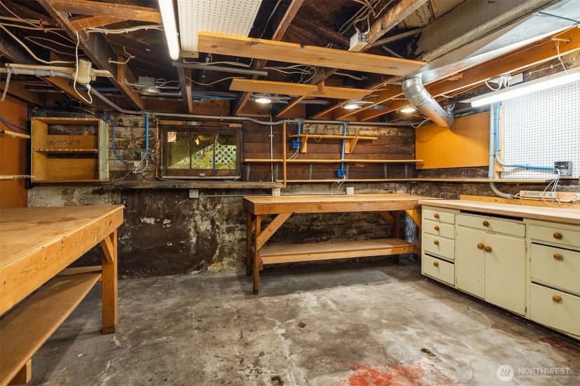 Property photo for 311 N 47th Street, Seattle photo 32