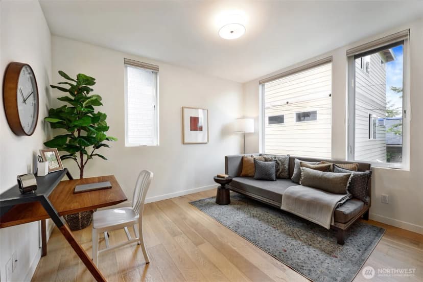Property photo for 3022 4th Avenue W, Seattle photo 24