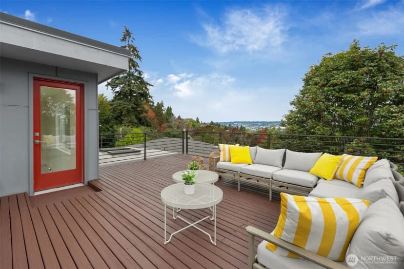 Property photo for 3022 4th Avenue W, Seattle photo 31