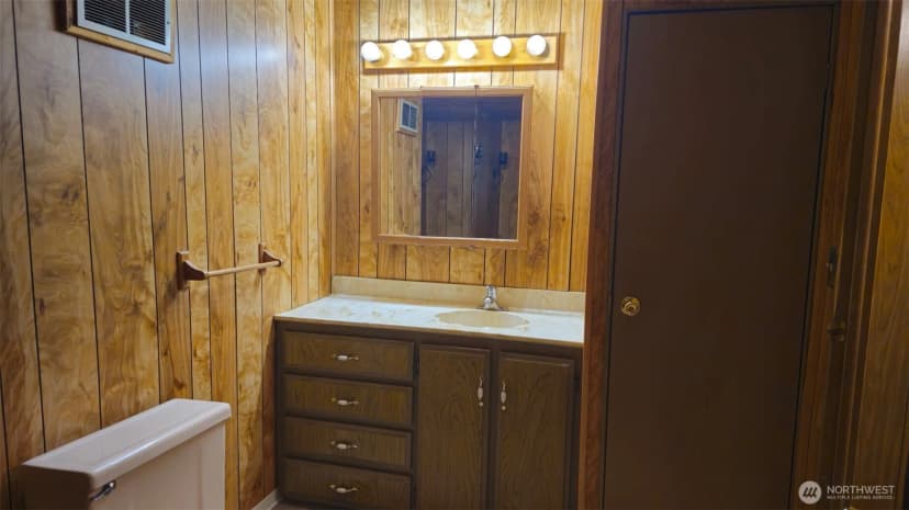 Property photo for 22430 Cedarview Drive E, Bonney Lake photo 13