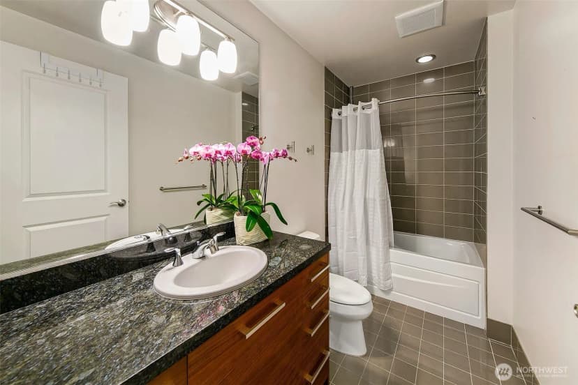 Property photo for 1920 4th Avenue #502, Seattle photo 24