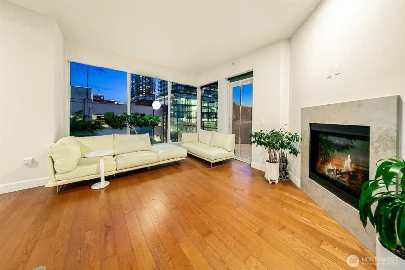 Property photo for 1920 4th Avenue #502, Seattle photo 7