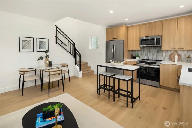 Property photo for 533 B N 70th Street, Seattle photo 5