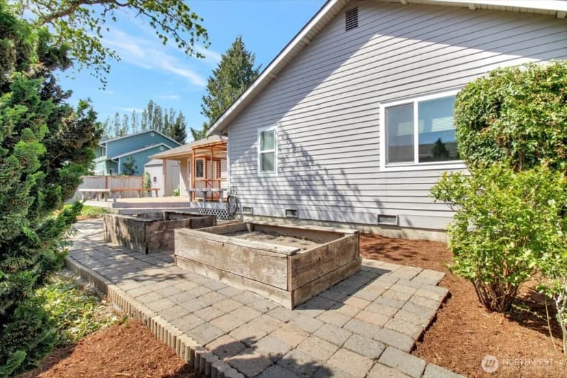 Property photo for 2928 209th Place Sw, Lynnwood photo 31