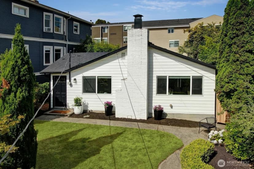 Property photo for 2353 Federal Avenue E, Seattle