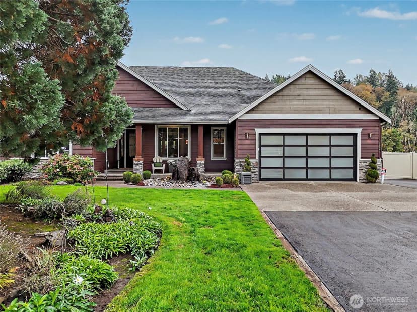 Property photo for 1920 12th Avenue Se, Puyallup