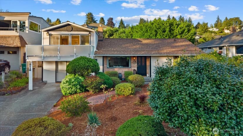 Property photo for 12116 Shorewood Drive Sw, Burien photo 40