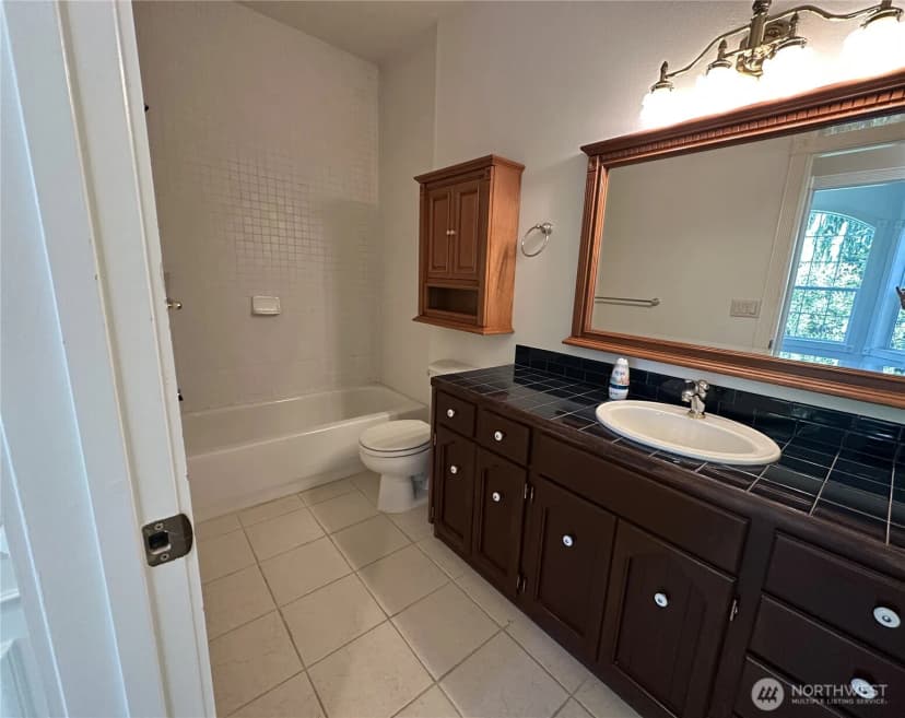 Property photo for 444 Sommerset Road, Woodland photo 13