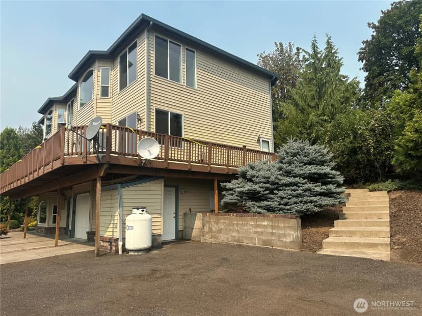 Property photo for 444 Sommerset Road, Woodland photo 24