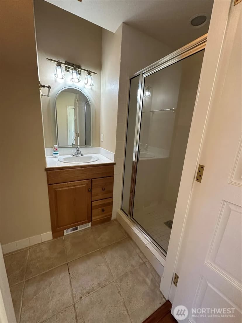 Property photo for 444 Sommerset Road, Woodland photo 11