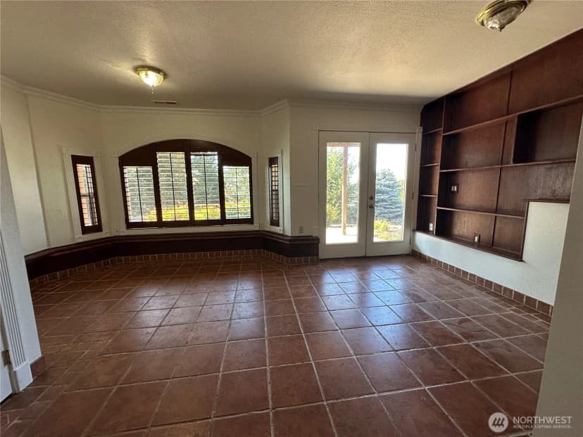 Property photo for 444 Sommerset Road, Woodland photo 19