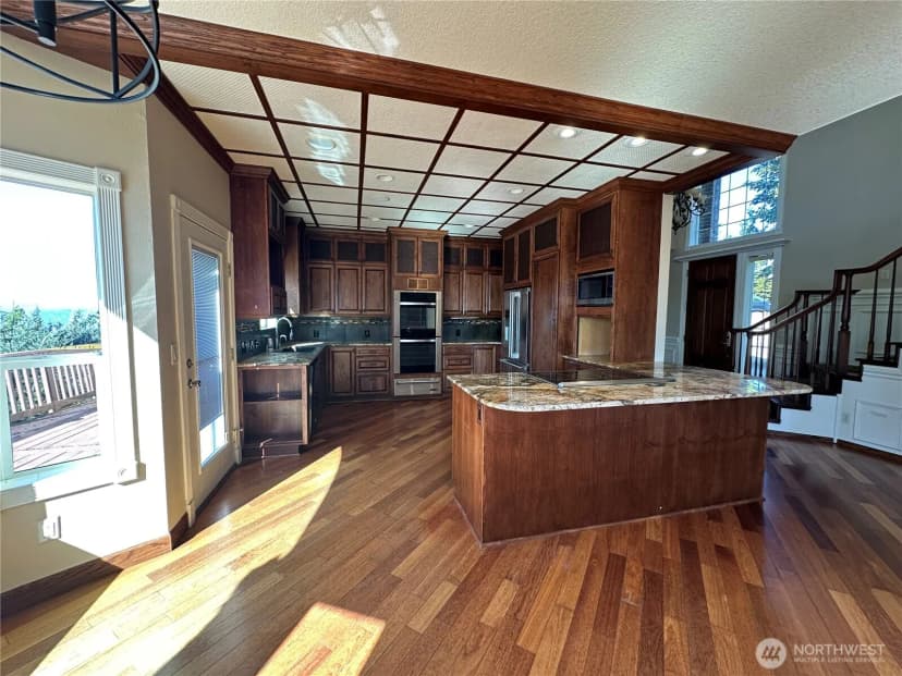 Property photo for 444 Sommerset Road, Woodland photo 2
