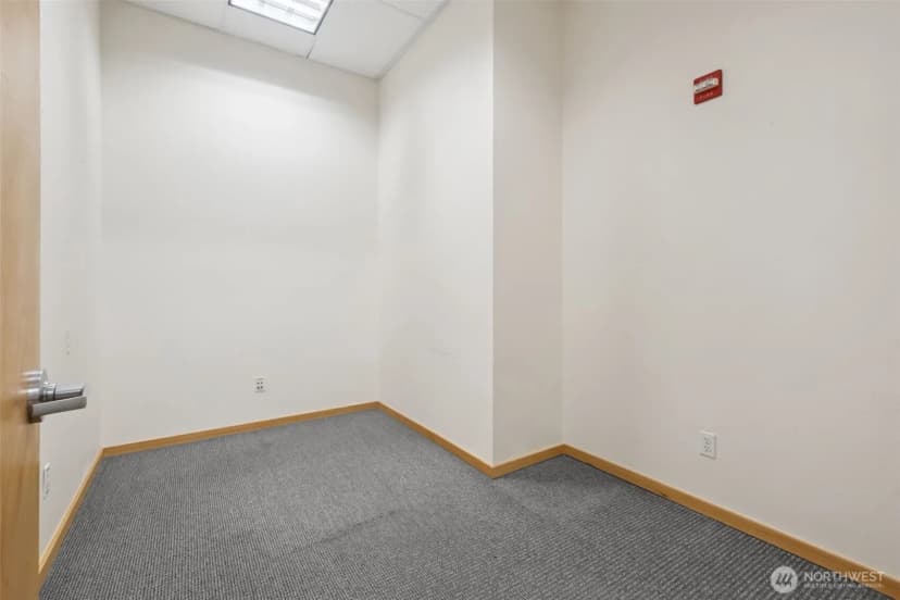 Property photo for 600 S 227th Street #coml, Des Moines photo 6