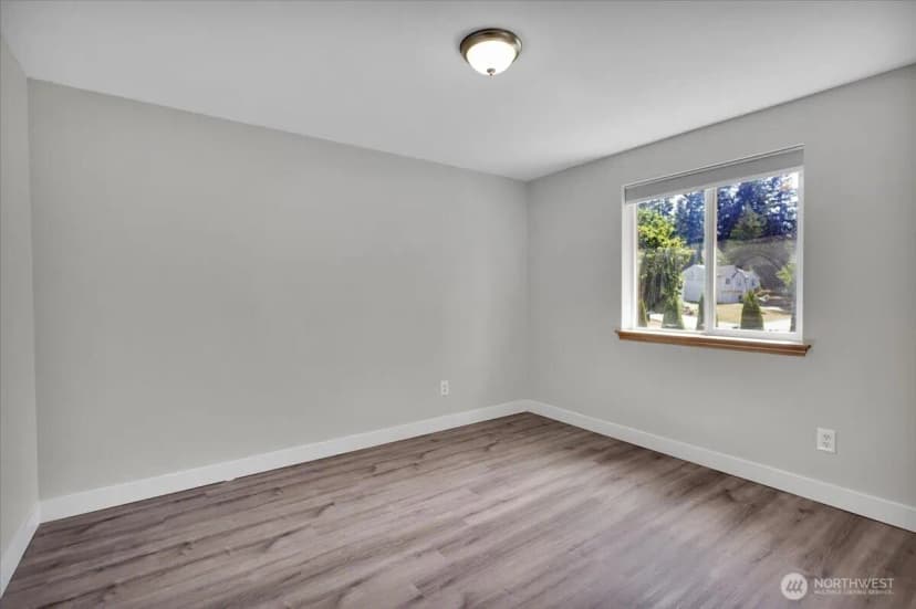 Property photo for 814 291st Street E, Roy photo 23