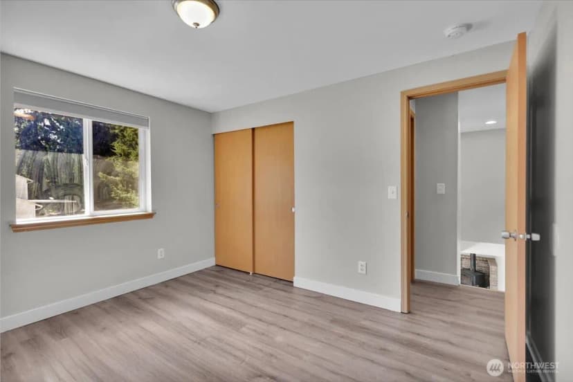 Property photo for 814 291st Street E, Roy photo 22