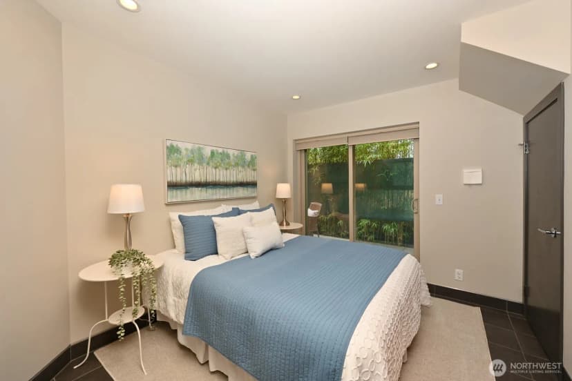 Property photo for 8218 2nd Avenue Ne ##b, Seattle photo 21