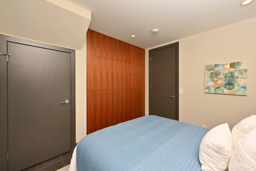 Property photo for 8218 2nd Avenue Ne ##b, Seattle photo 22