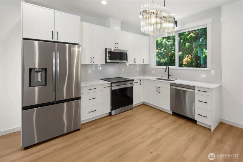 Property photo for 2652 B Nw 95th Street, Seattle photo 5