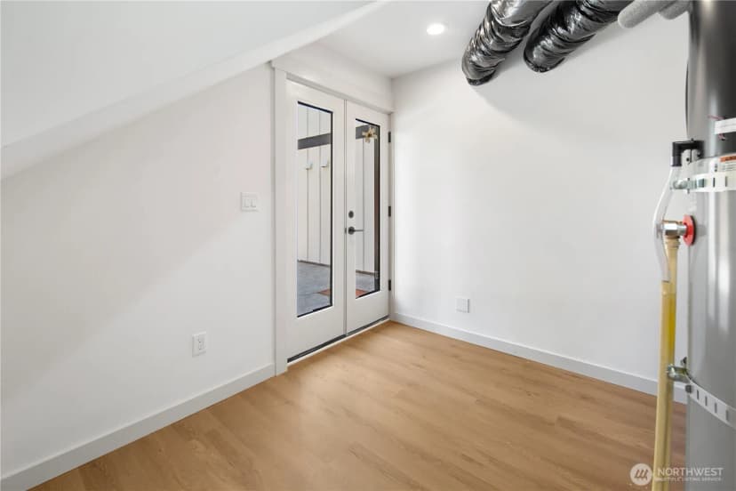 Property photo for 2652 B Nw 95th Street, Seattle photo 14