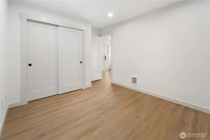 Property photo for 2652 B Nw 95th Street, Seattle photo 12
