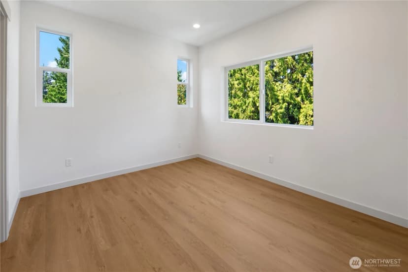 Property photo for 2652 B Nw 95th Street, Seattle photo 7