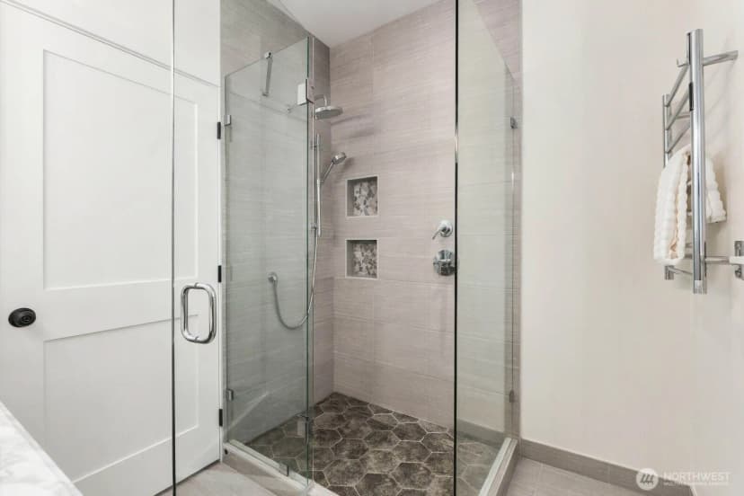 Property photo for 3005 E Union Street, Seattle photo 14