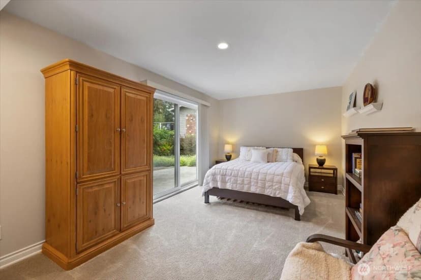 Property photo for 10503 158th Avenue Ne, Redmond photo 26