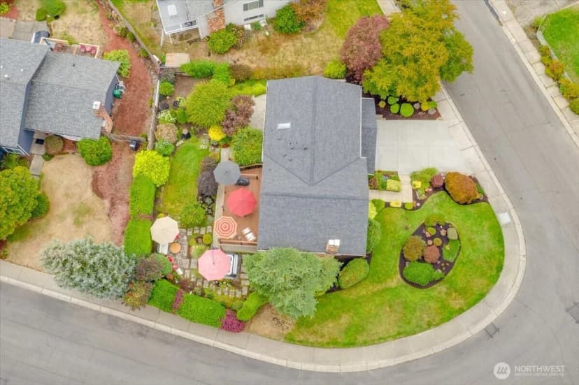 Property photo for 10503 158th Avenue Ne, Redmond photo 37