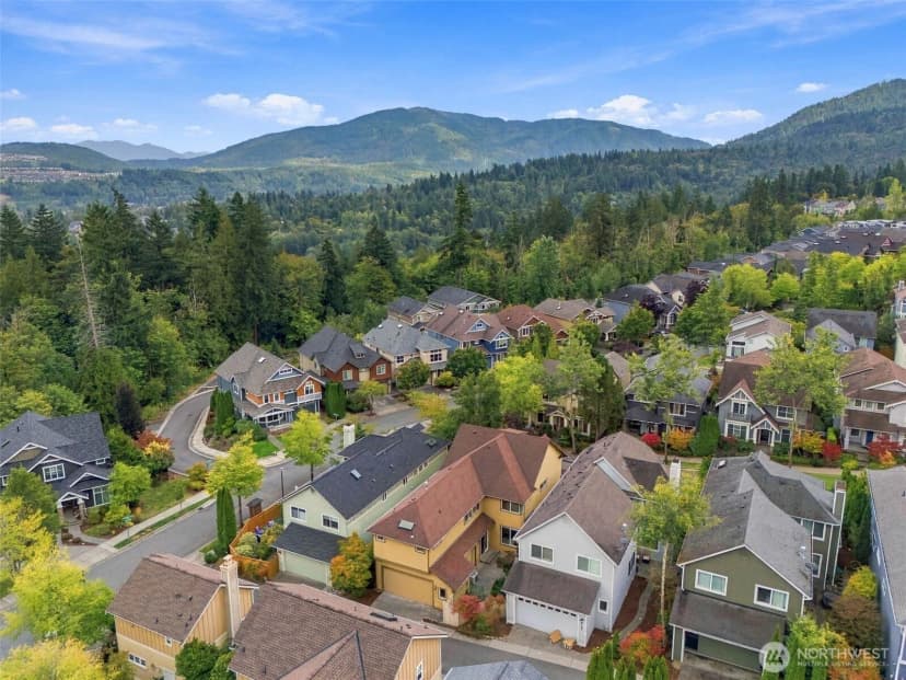 Property photo for 2117 Nw Far Country Lane, Issaquah photo 4