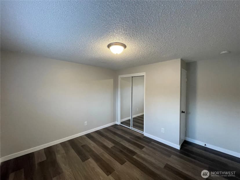 Property photo for 8806 3rd Avenue Se, Everett photo 17