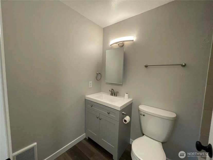 Property photo for 8806 3rd Avenue Se, Everett photo 18