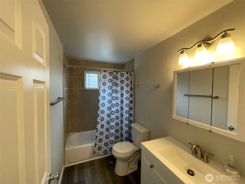 Property photo for 8806 3rd Avenue Se, Everett photo 23