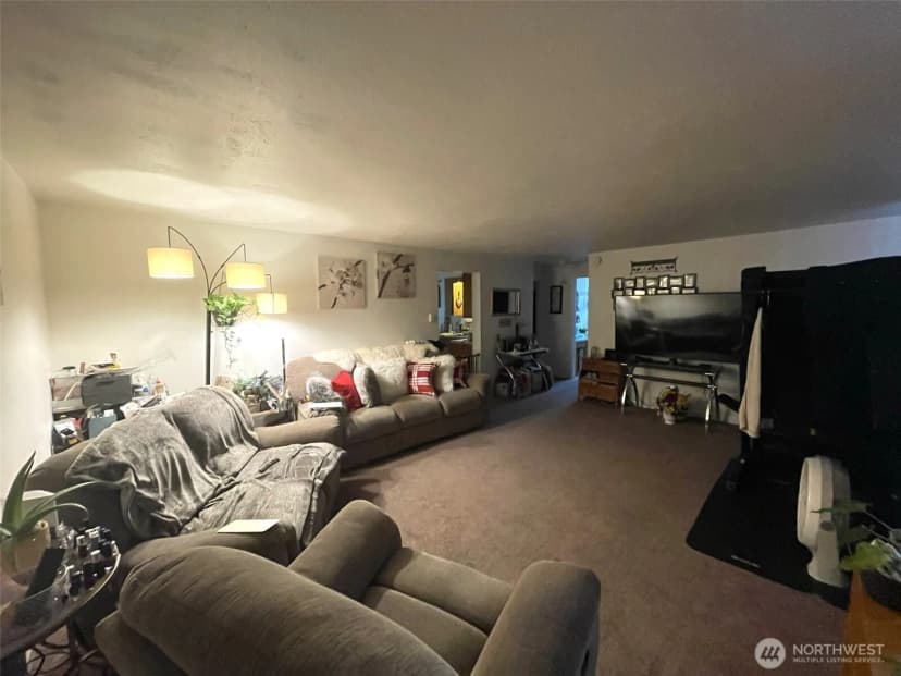 Property photo for 8806 3rd Avenue Se, Everett photo 30