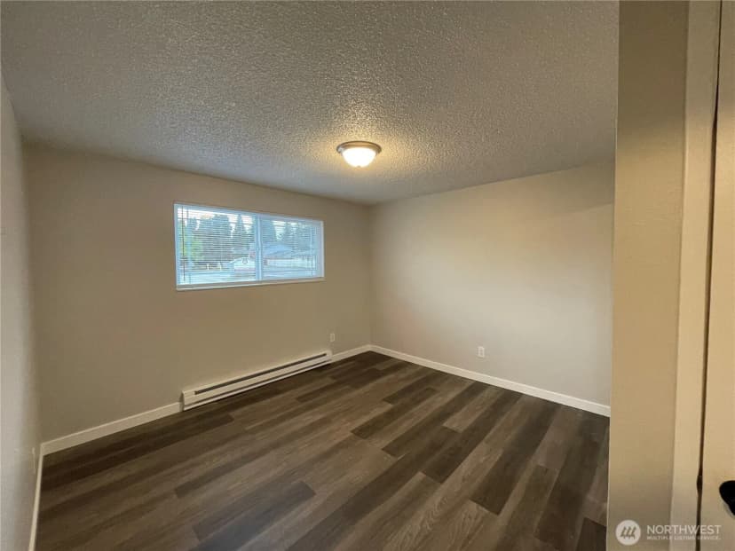 Property photo for 8806 3rd Avenue Se, Everett photo 16