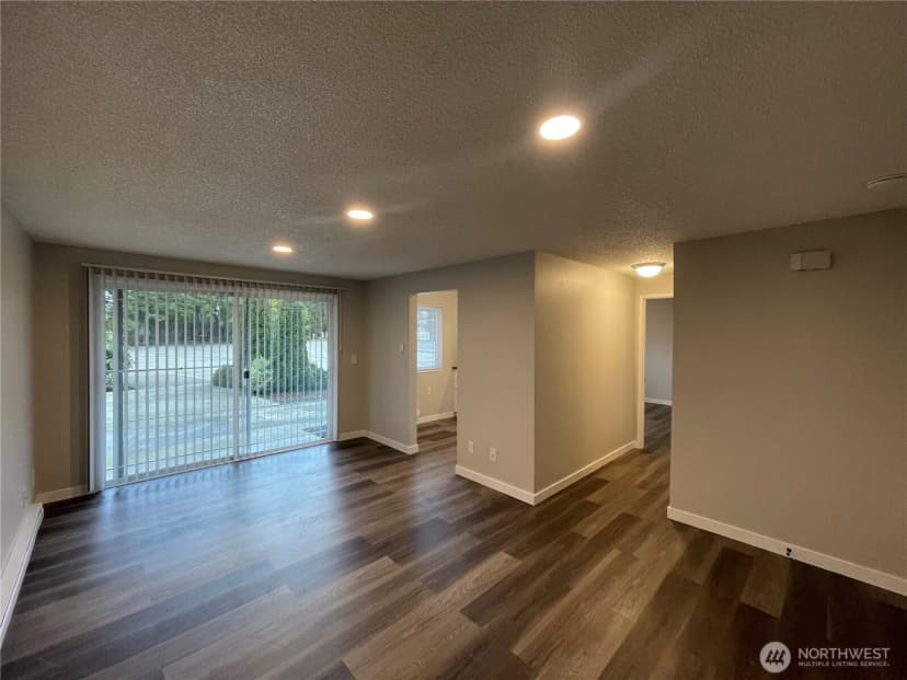 Property photo for 8806 3rd Avenue Se, Everett photo 14
