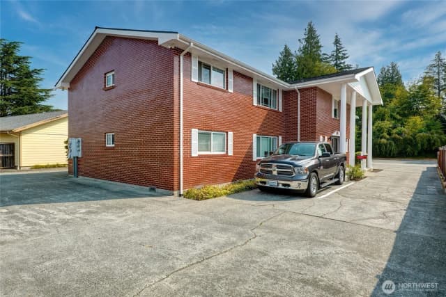 Property photo for 8806 3rd Avenue Se, Everett photo 3