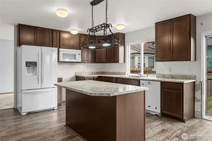 Property photo for 1412 200th Street Ct E, Spanaway photo 7