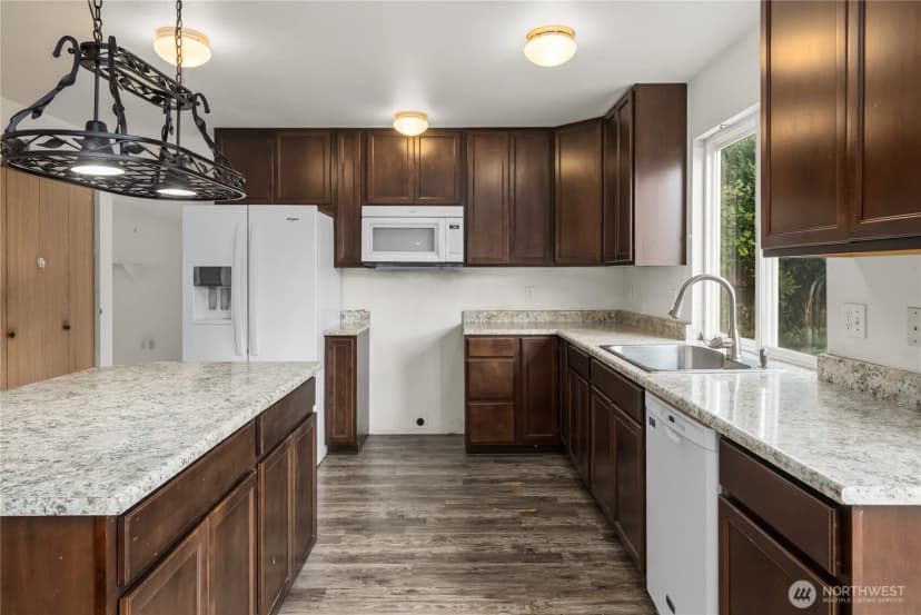 Property photo for 1412 200th Street Ct E, Spanaway photo 9