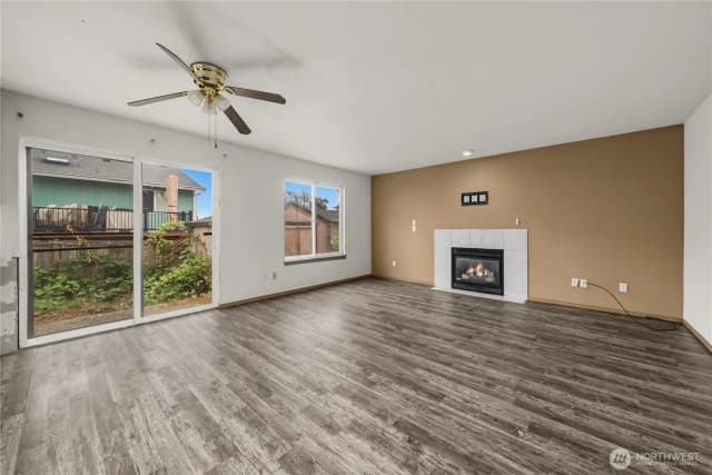 Property photo for 1412 200th Street Ct E, Spanaway photo 3